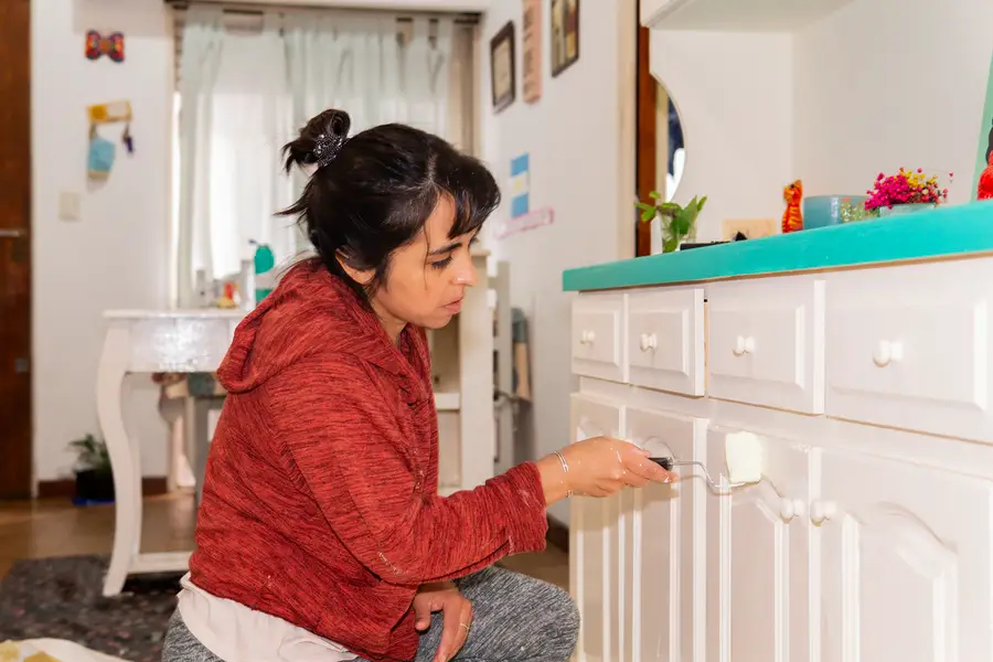 Why Cabinet Refinishing Is A Smart Alternative To Replacing Chicago, IL Why Cabinet Refinishing Is A Smart Alternative To Replacing Chicago, IL